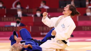 SANDRINE MARTINET UNE JUDOKA EN OR